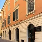 Centro Storico Nuovo E Ristrutturato * פסארו
